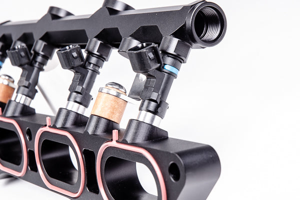 Radium Engineering Radium Engineering Port Injection Fuel Rail Kit - Honda Civic Type-R FK8 17-21/FL5 22+, product image, part 20-0428