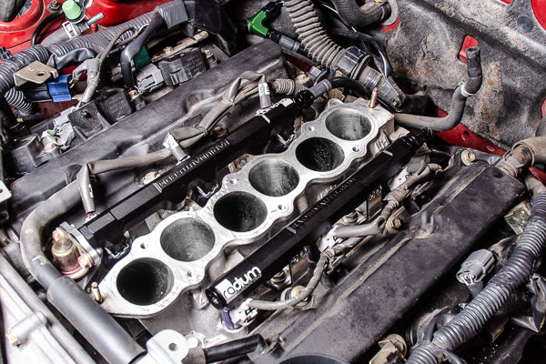 Radium Engineering Radium Engineering Fuel Rail Plumbing Kit - Nissan 350Z 03-07/Skyline V35 (VQ35DE), product image, part 20-0468