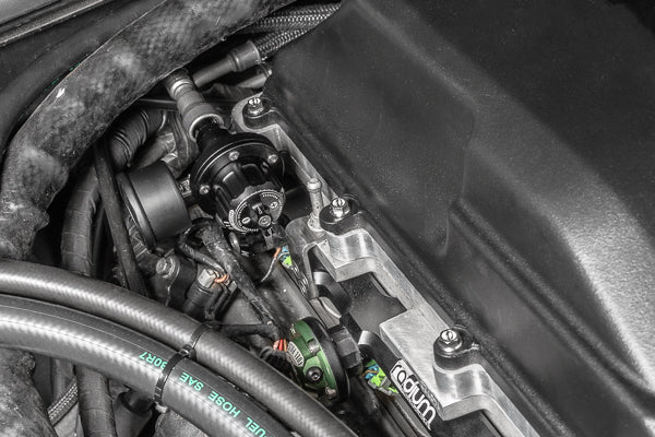 Radium Engineering Radium Engineering Fuel Hanger Plumbing Kit with Stainless Filter, Cadillac CTS-V, product image, part 20-1325-03