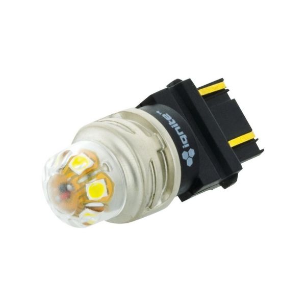 Ignite IGL9158 Twin Pack LED Globe 12/24V 3157 White